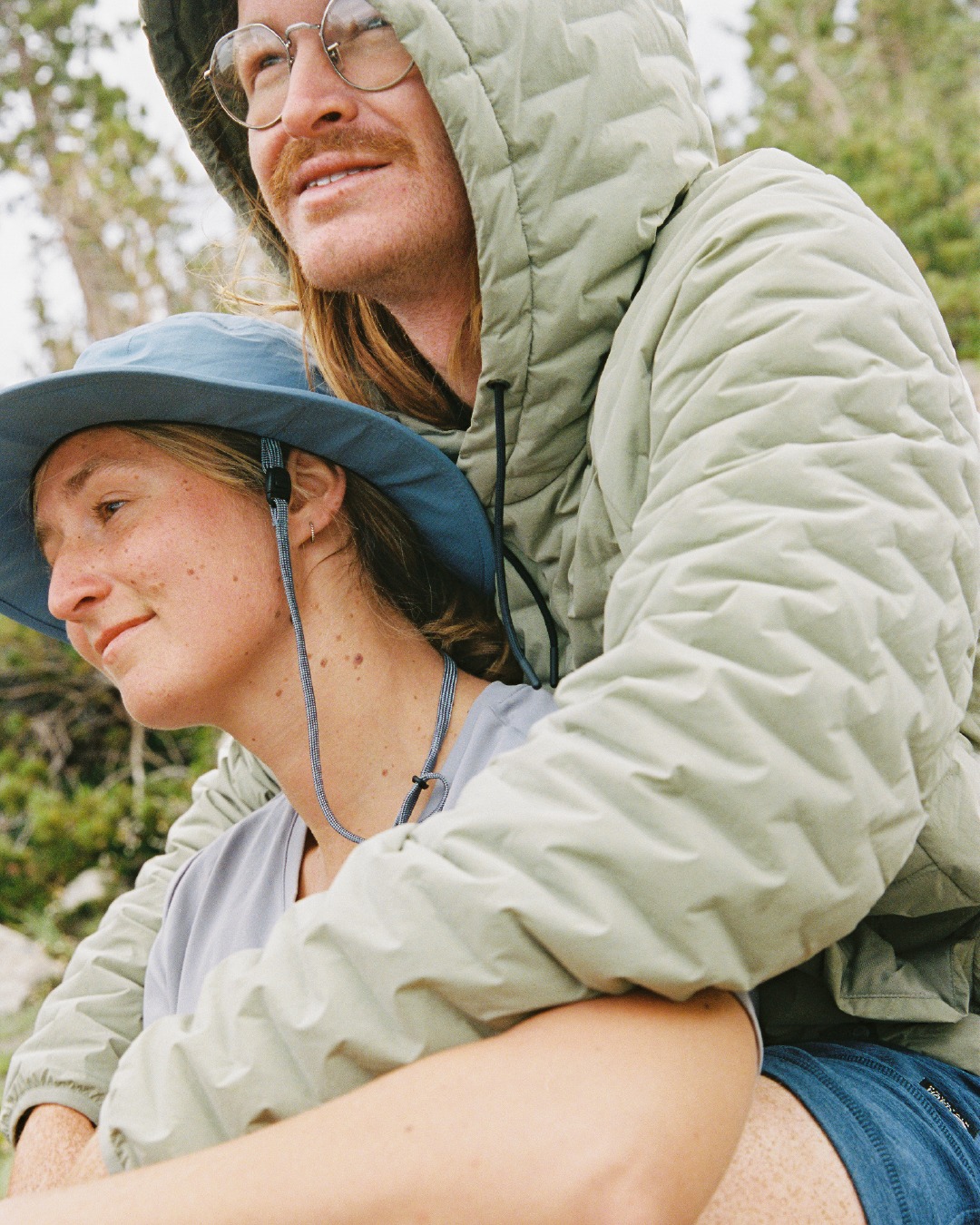¡Vayámonos de camping! ️️La aventura te espera...Equipate con Mountain Hardwear y llegá a nuevas alturas. ️#ExploremosJuntos #LetsGoCamping